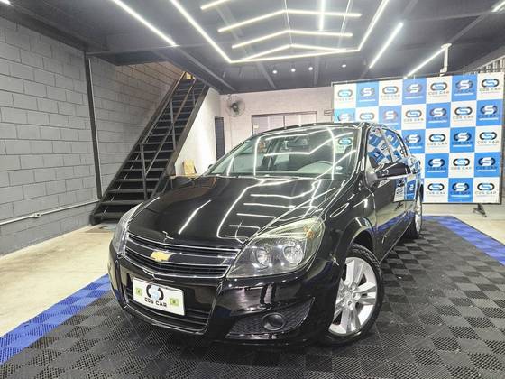 CHEVROLET VECTRA 2.0 MPFI GT HATCH 8V FLEX 4P MANUAL